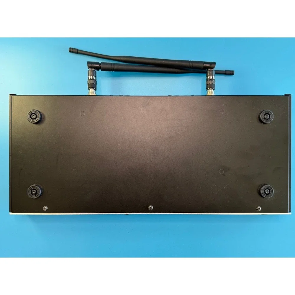 UGx9 II Kareoke Unit with 2 Microphones